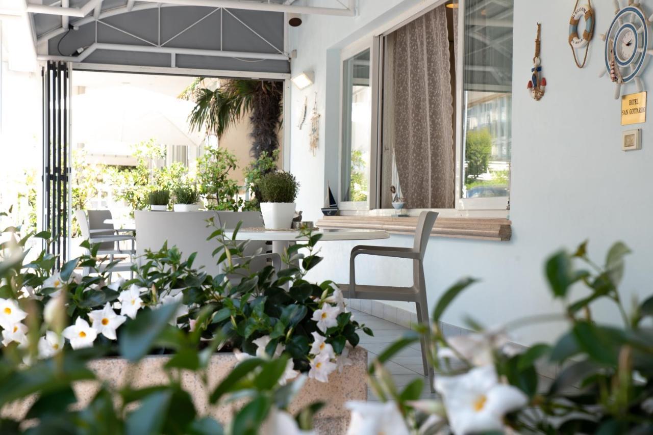 Hotel San Gottardo Riccione Exterior photo