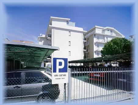 Hotel San Gottardo Riccione Exterior photo