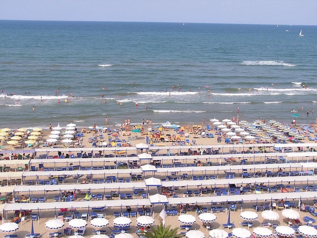 Hotel San Gottardo Riccione Exterior photo